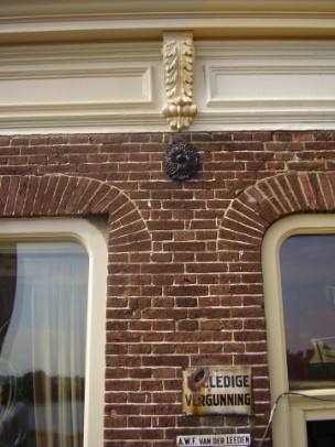 Renovatie werken Veerhuis Bokhoven detail ornamenten